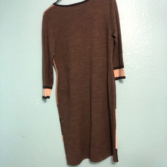 Stunning long sleeve dress - Picture 4 of 5